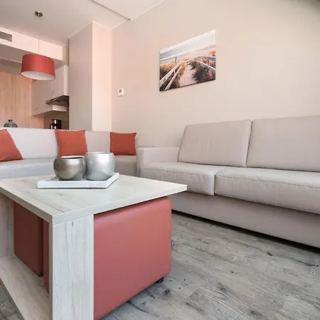 Holiday For 7 People בית נופש מידלקרק